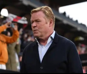 荷兰中卫卷疯了！曼联铁卫数据碾压仍落选，科曼：选谁都心疼