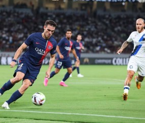 法甲巅峰战：巴黎圣日耳曼迎战斯特拉斯堡，榜首之争一触即发